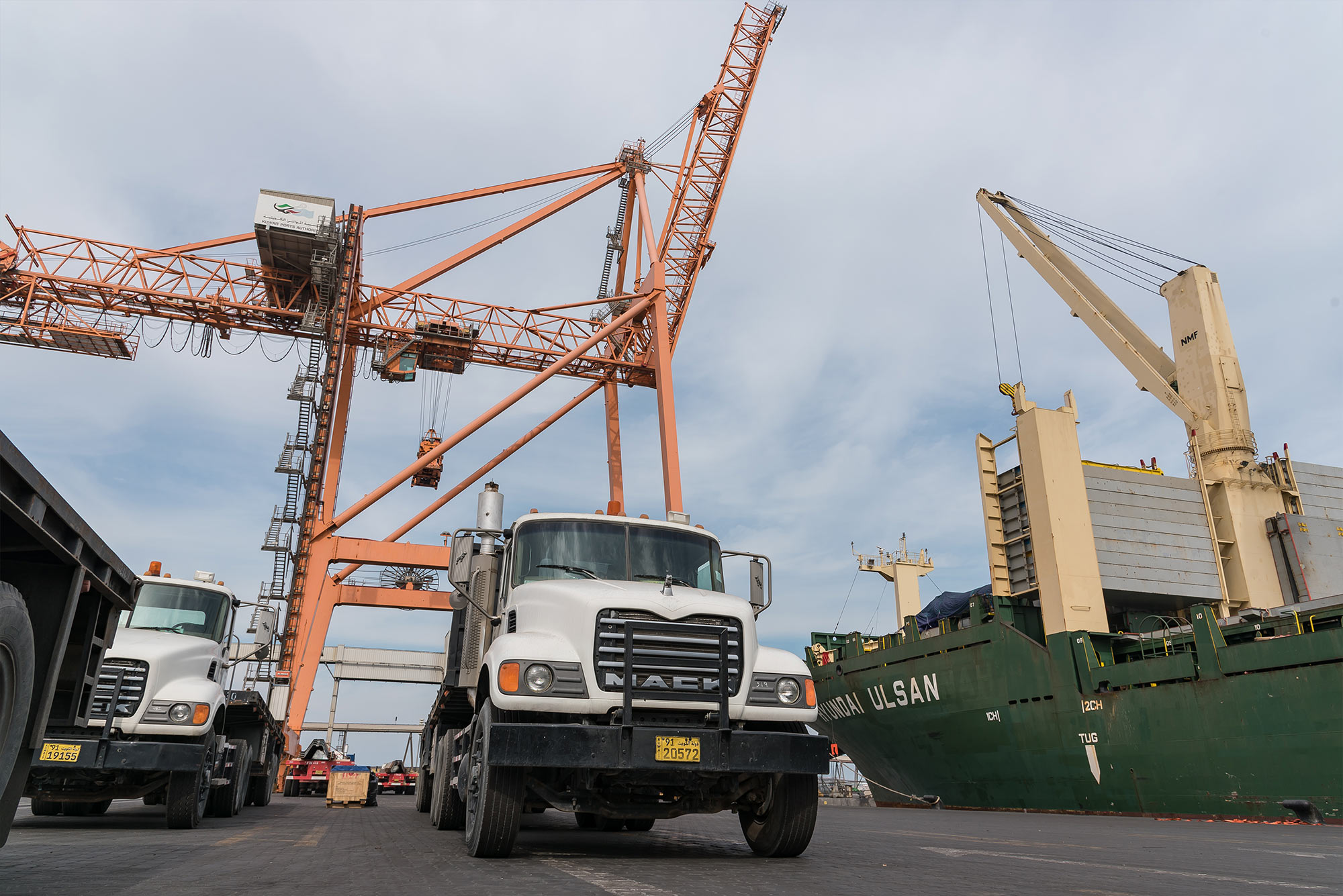 Port and cargo handling operations