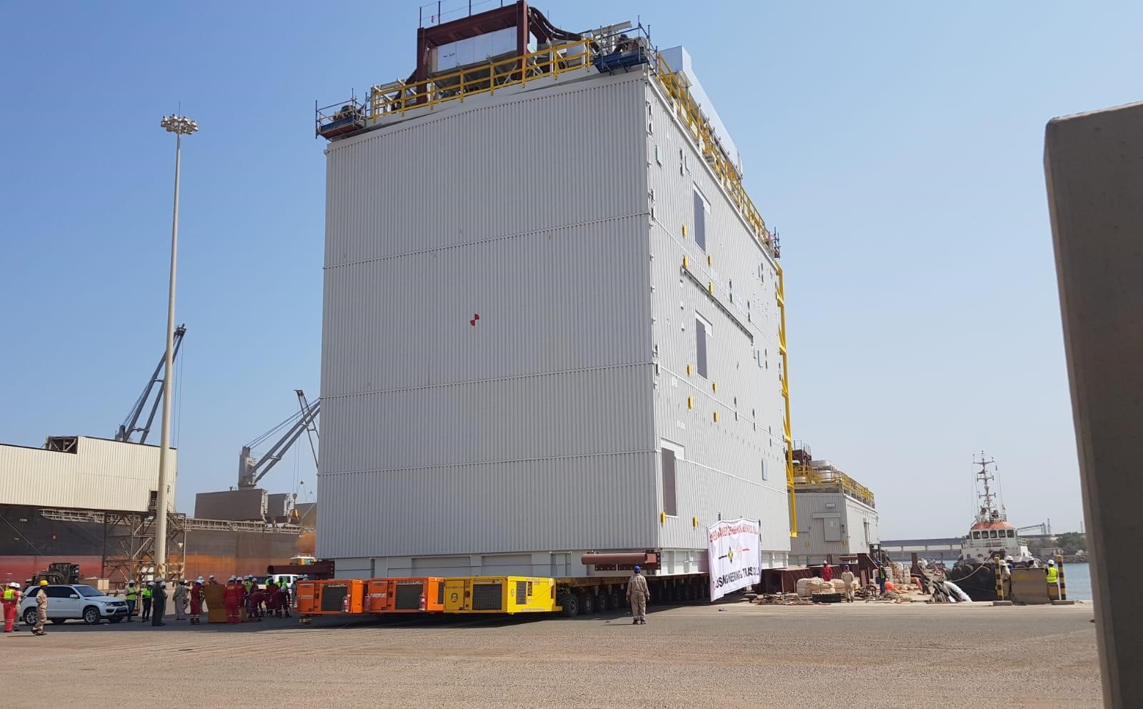 عملية نقل هندسي ثقيل تنفذها الحص